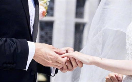 2025年农历七月十三是不是结婚吉日 今日办婚礼好吗